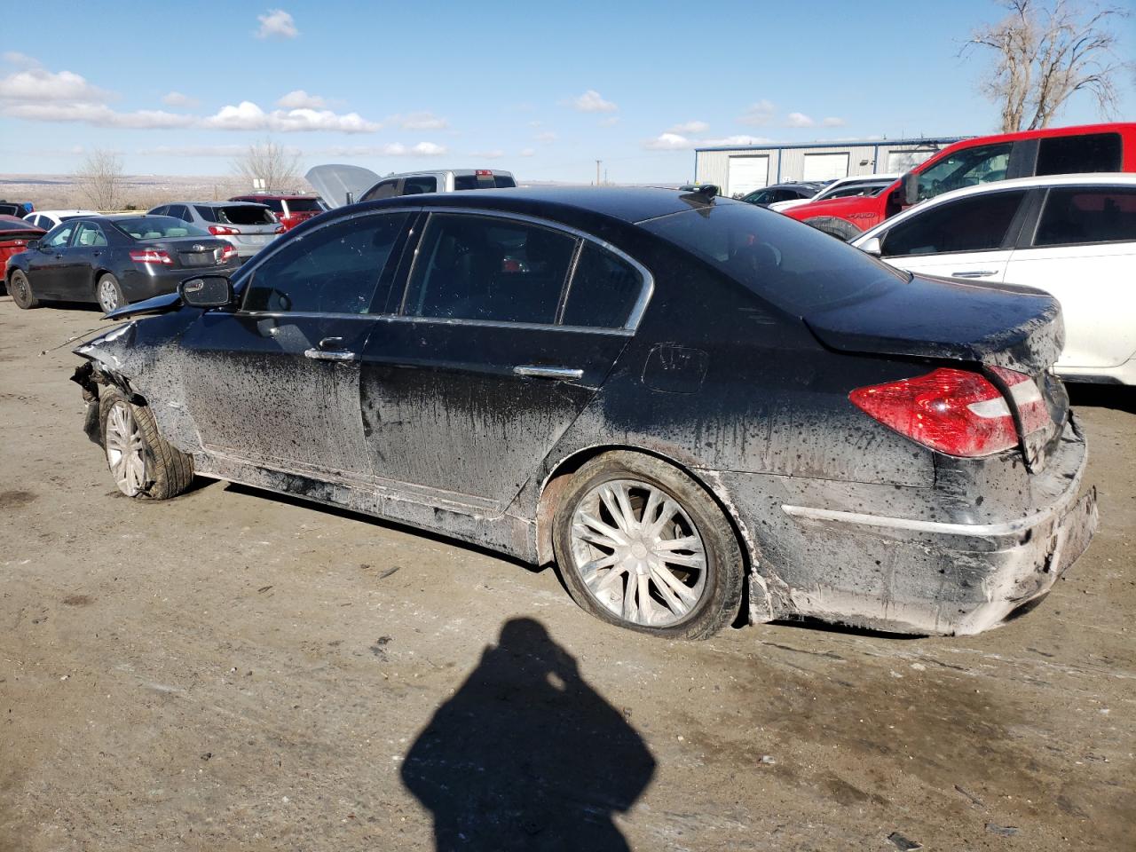 2012 Hyundai Genesis - Image 2