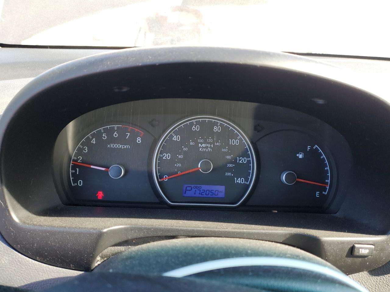 2010 Hyundai Elantra - Image 9