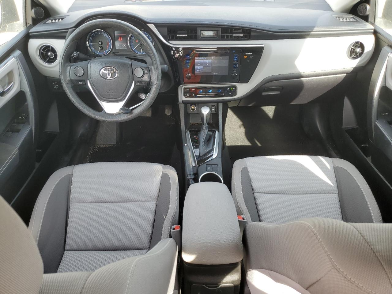 2017 Toyota Corolla - Image 8