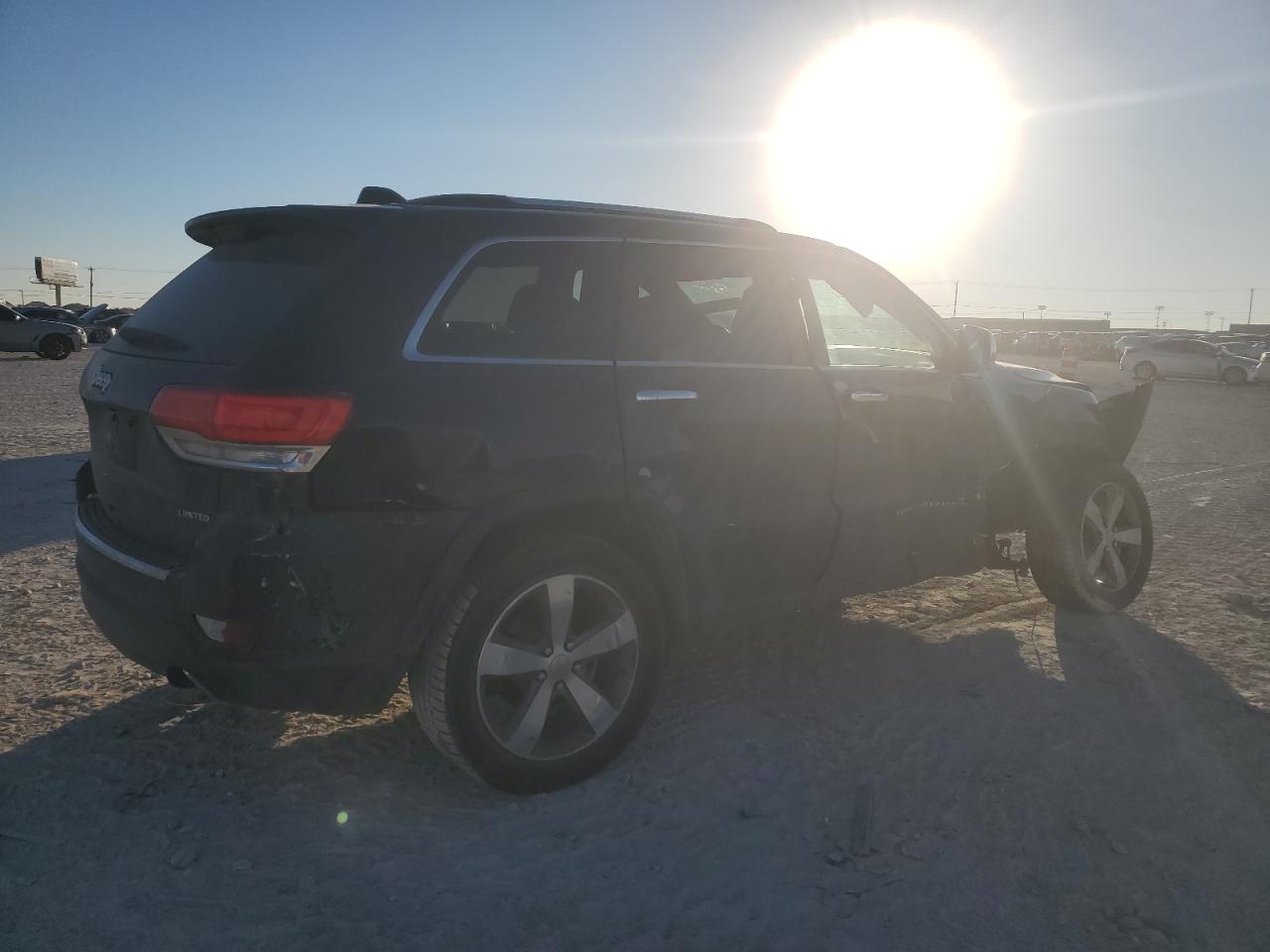 2014 Jeep Grand Cherokee - Image 3