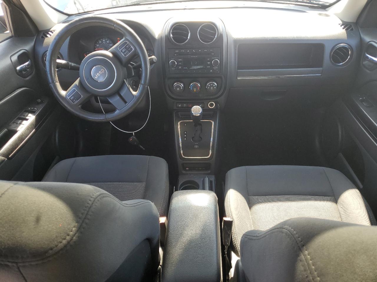 2011 Jeep Liberty (Patriot) - Image 8