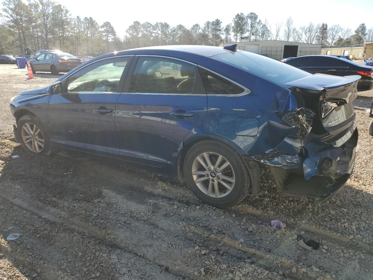 2016 Hyundai Sonata - Image 2