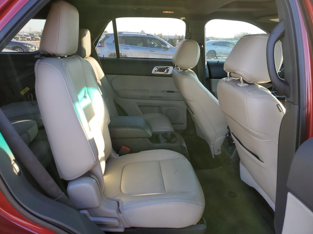 2014 Ford Explorer - Image 11