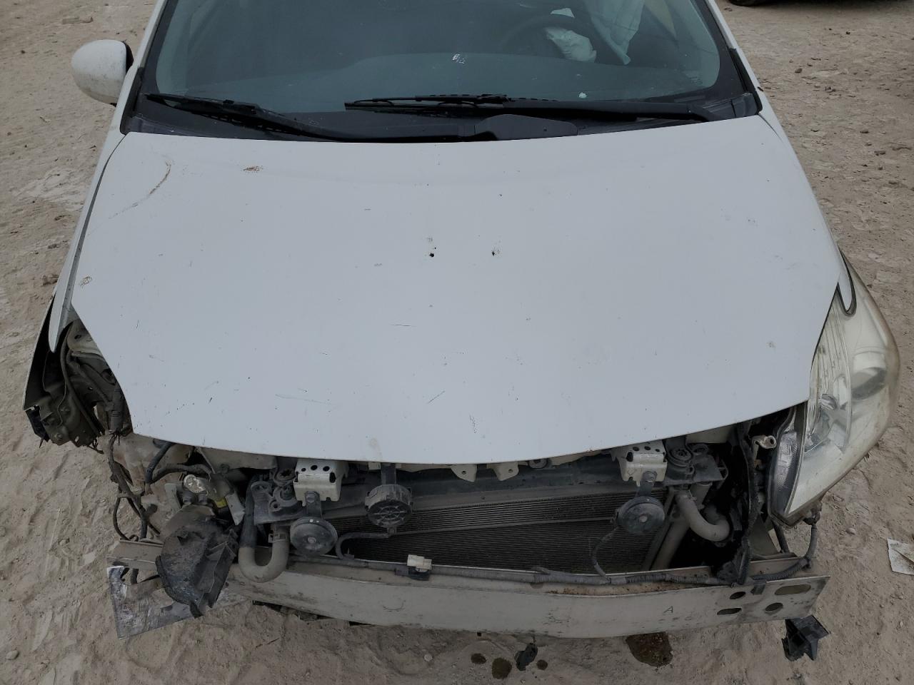 2015 Toyota Prius - Image 11