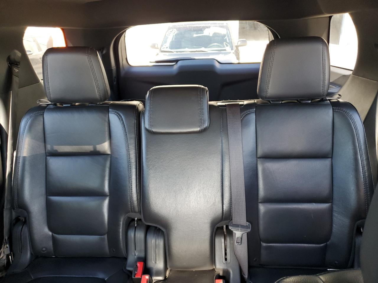 2013 Ford Explorer - Image 10