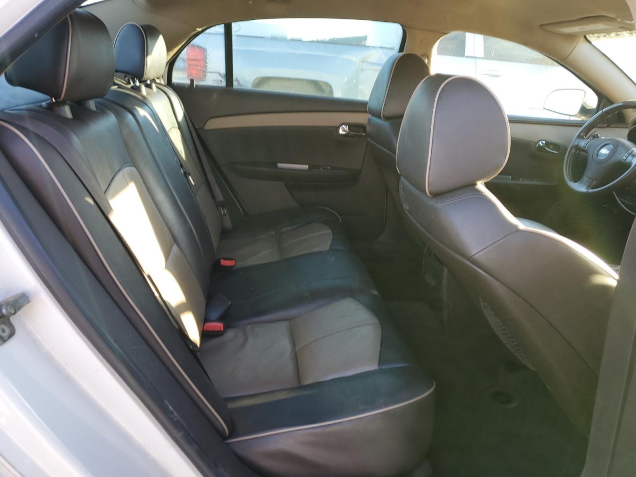2010 Chevrolet Malibu - Image 10