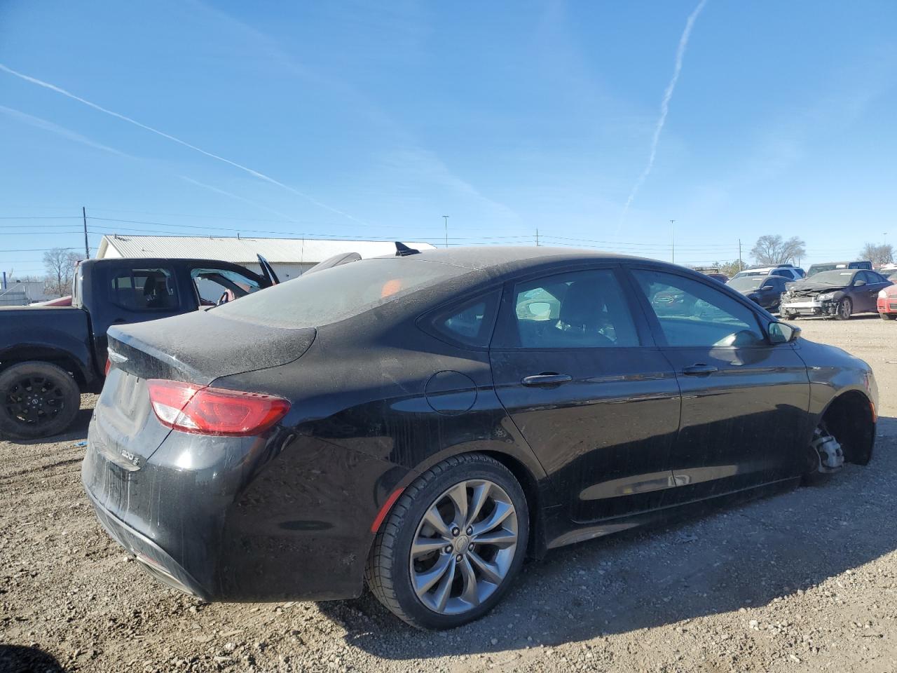2015 Chrysler 200 - Image 3