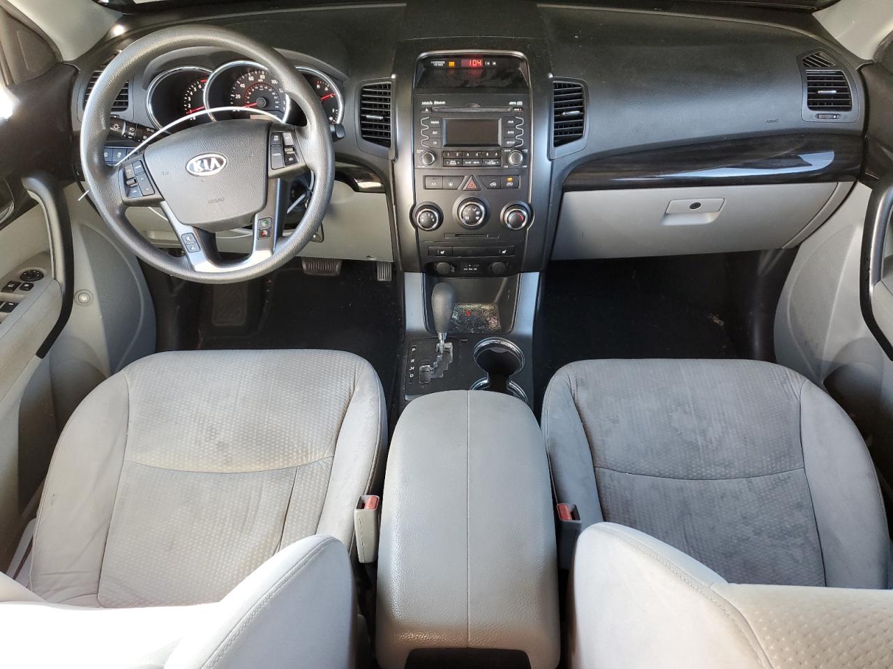 2011 Kia Sorento - Image 8