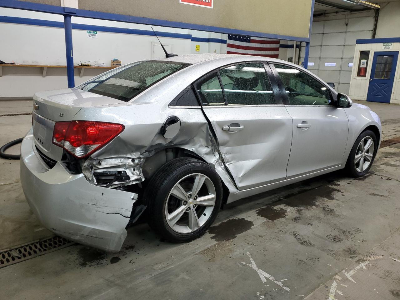 VIN 1G1PE5SB2E7379117 2014 CHEVROLET CRUZE no.3