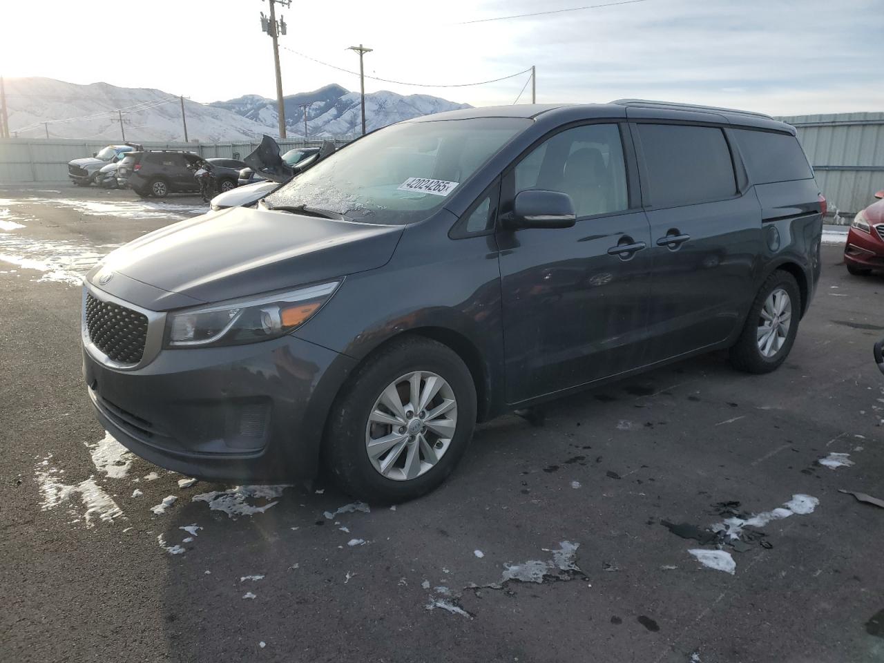 2017 Kia Sedona - Image 1