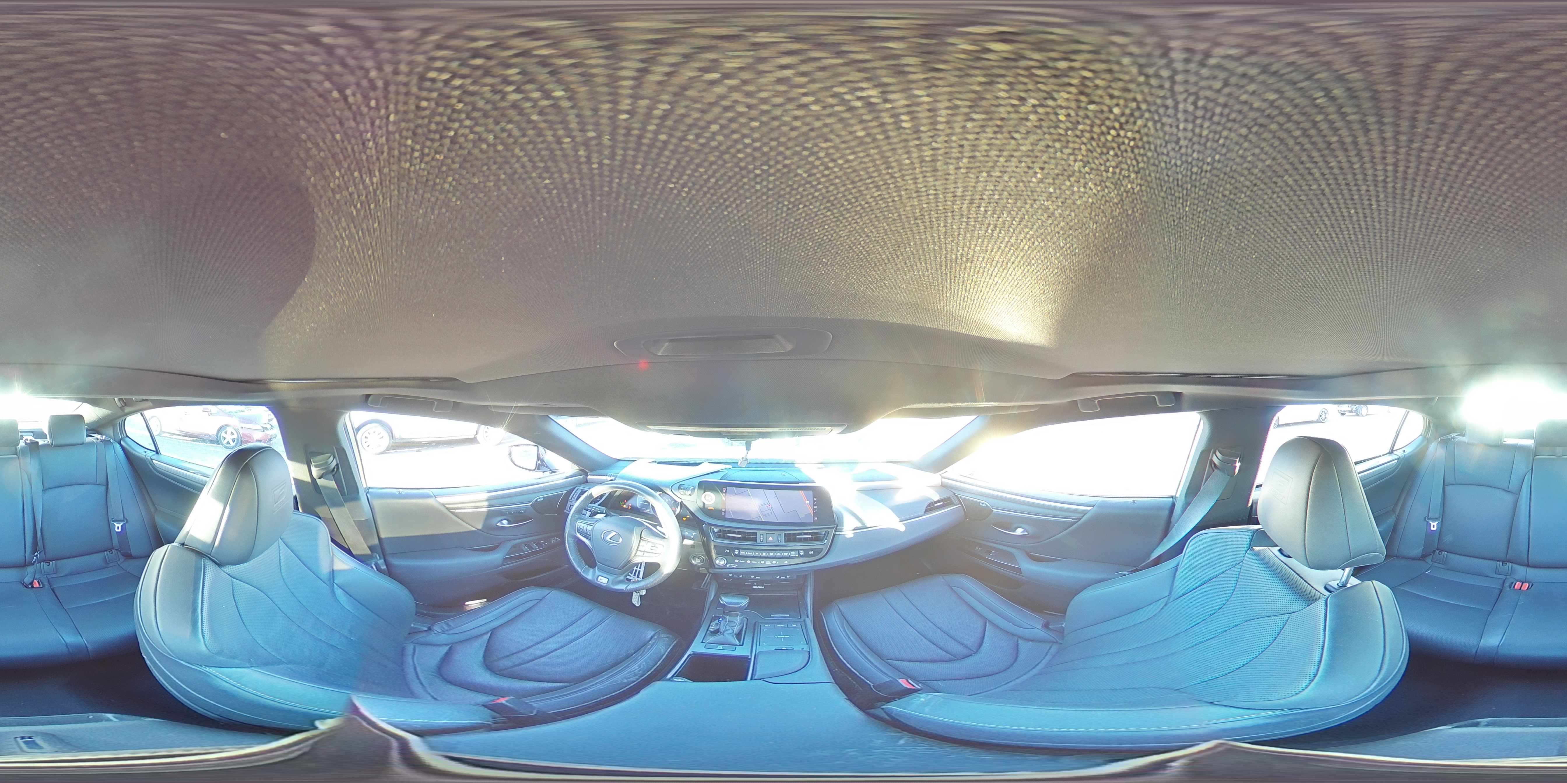 2022 Lexus ES - Image 12