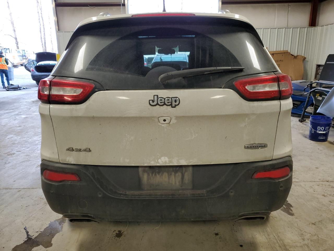 2016 Jeep Grand Cherokee - Image 6
