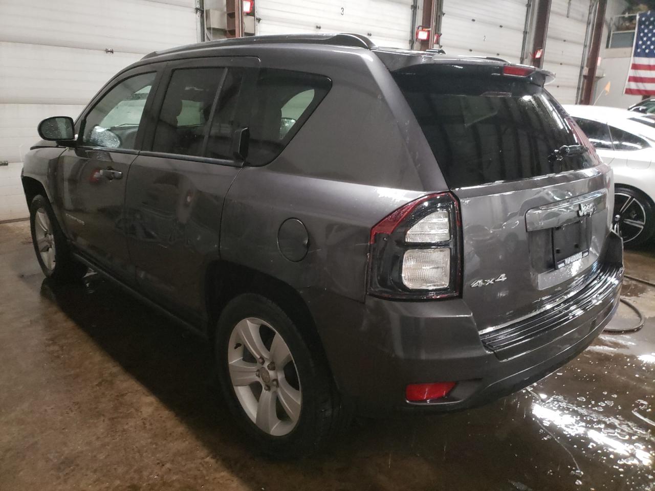 VIN 1C4NJDEBXFD163180 2015 JEEP COMPASS no.2