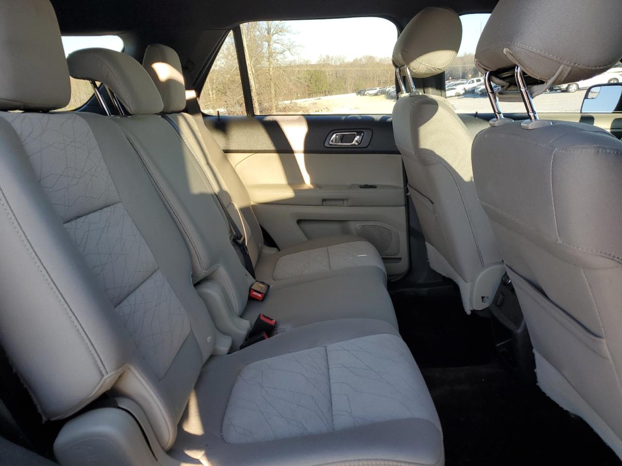 2013 Ford Explorer - Image 11