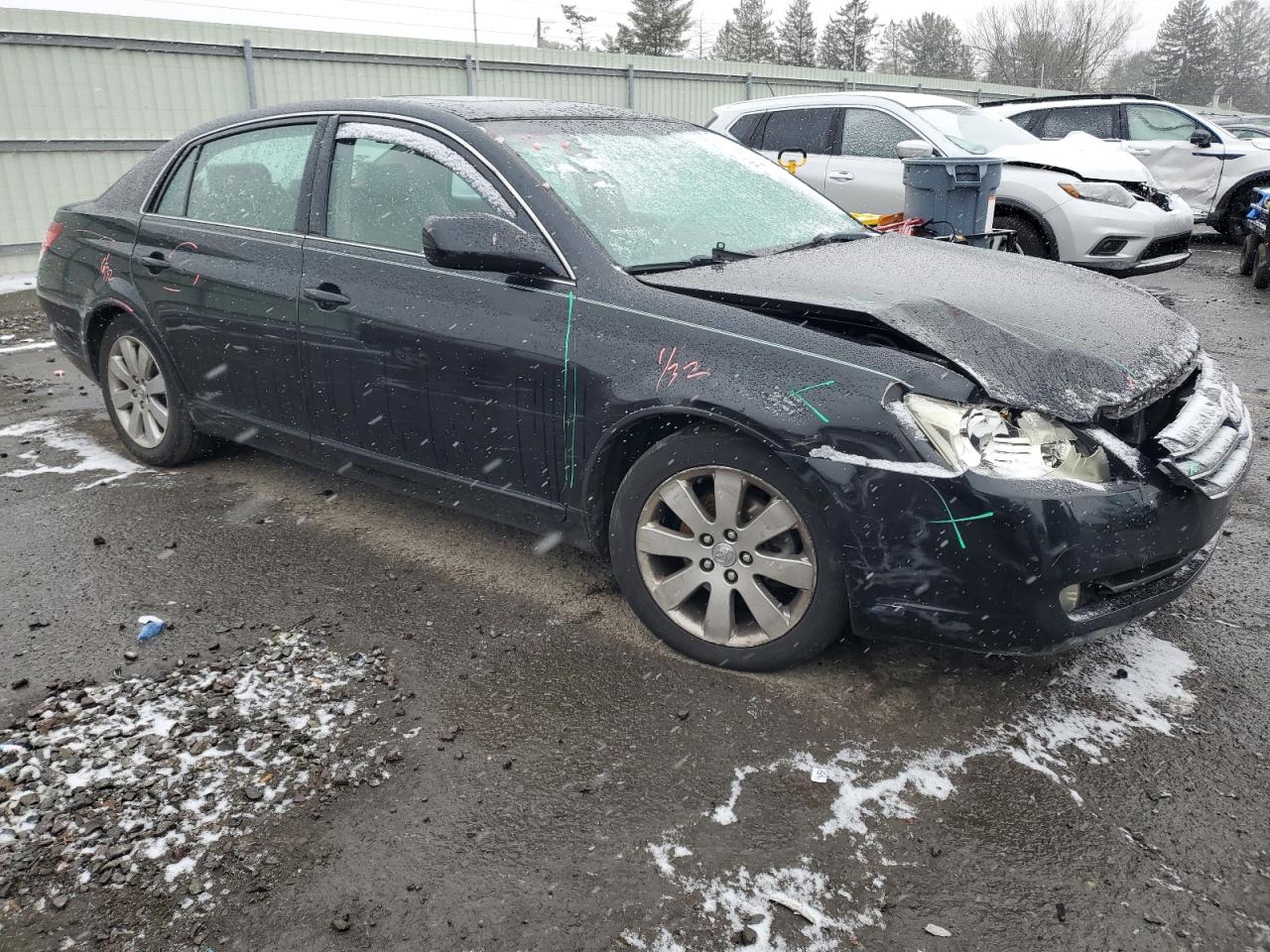 2006 Toyota Avalon - Image 4