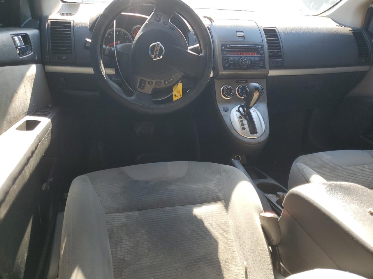 2010 Nissan Sentra - Image 8