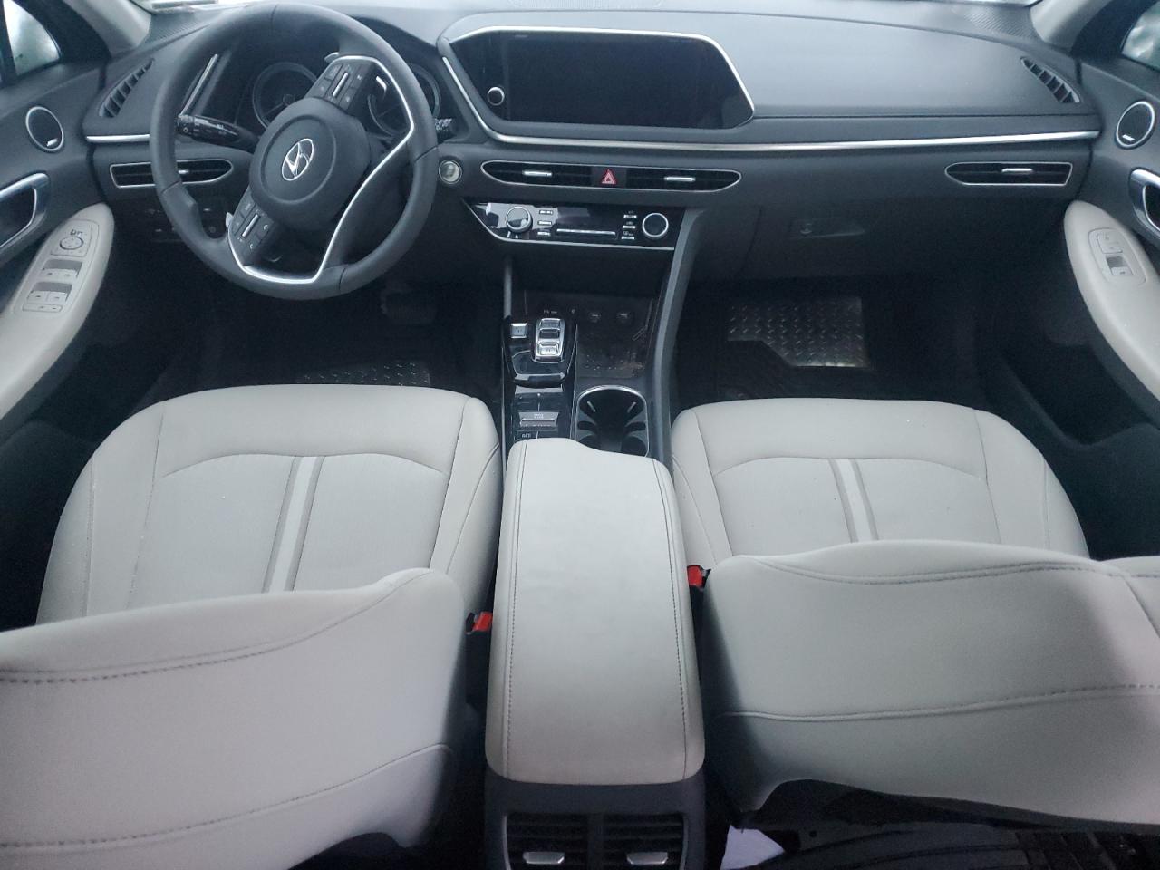 2023 Hyundai Sonata - Image 8