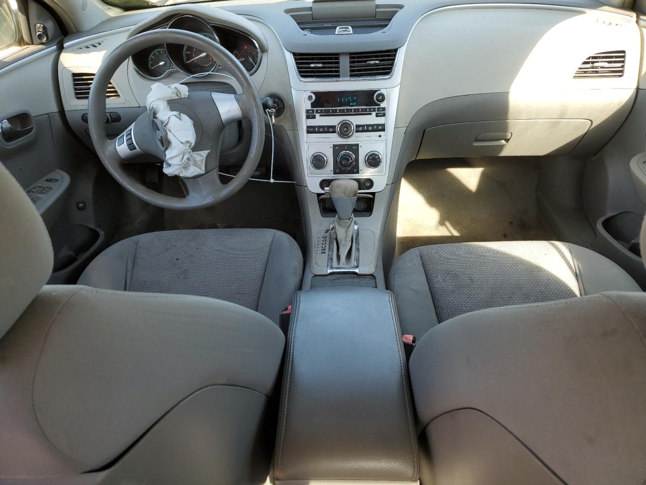 2009 Chevrolet Malibu - Image 8