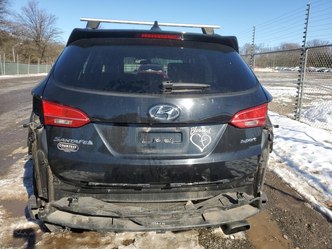 2015 Hyundai Santa Fe - Image 6