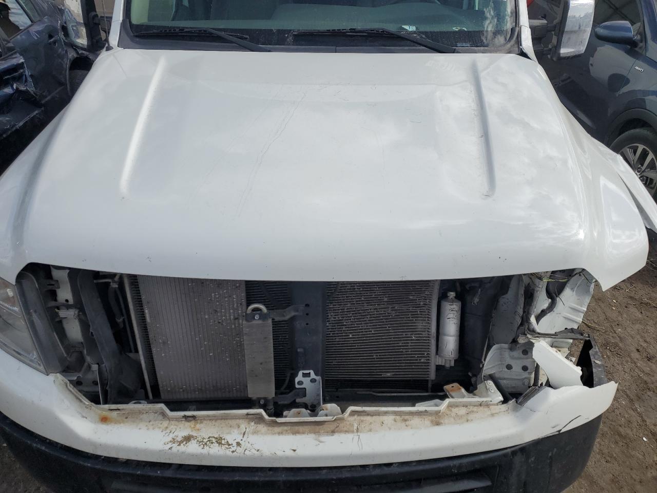 2014 Nissan NV - Image 11