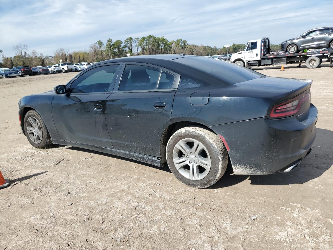 2018 Dodge Charger - Image 2