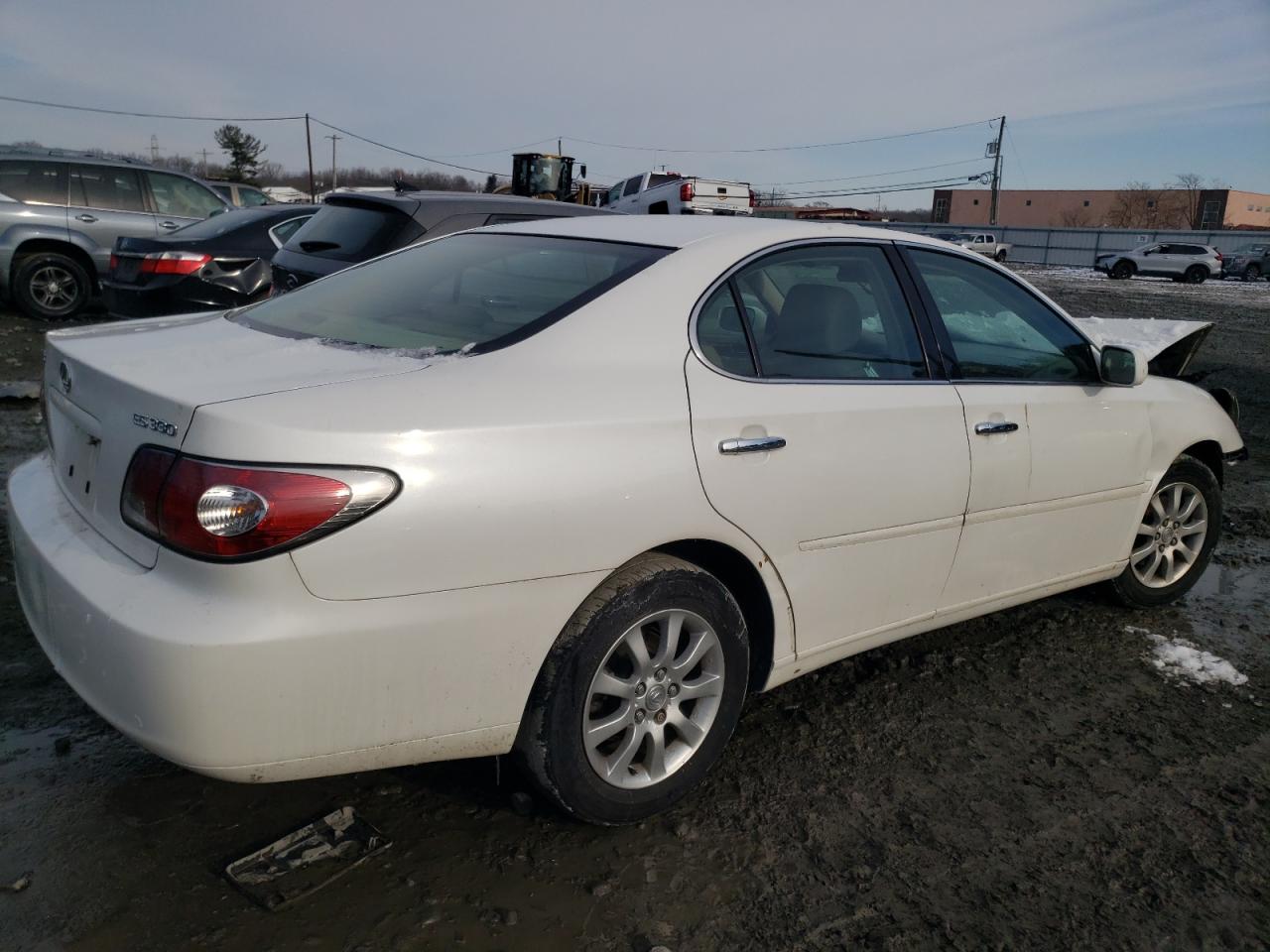 2004 Lexus ES - Image 3