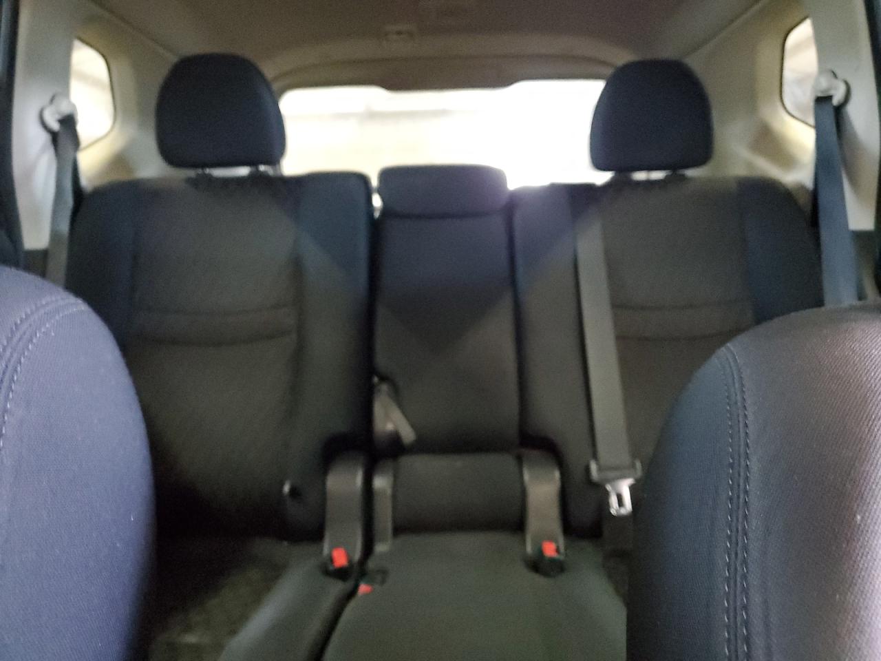 2019 Nissan Rogue - Image 10