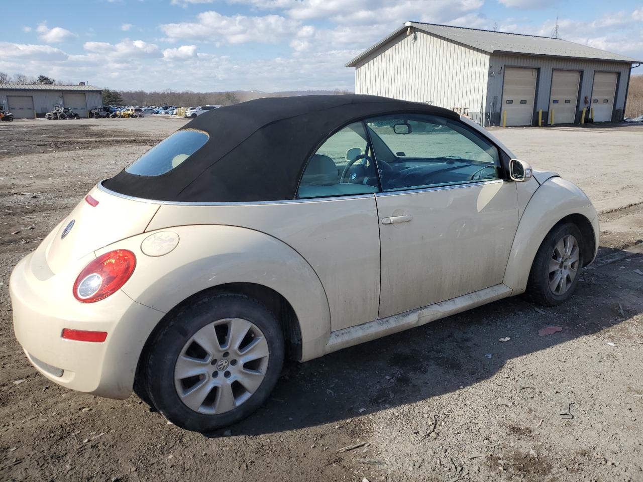2008 Volkswagen Beetle - Image 3