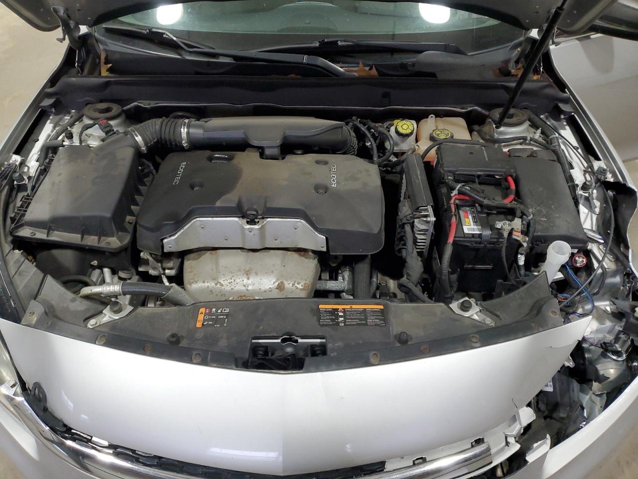 2015 Chevrolet Malibu - Image 13