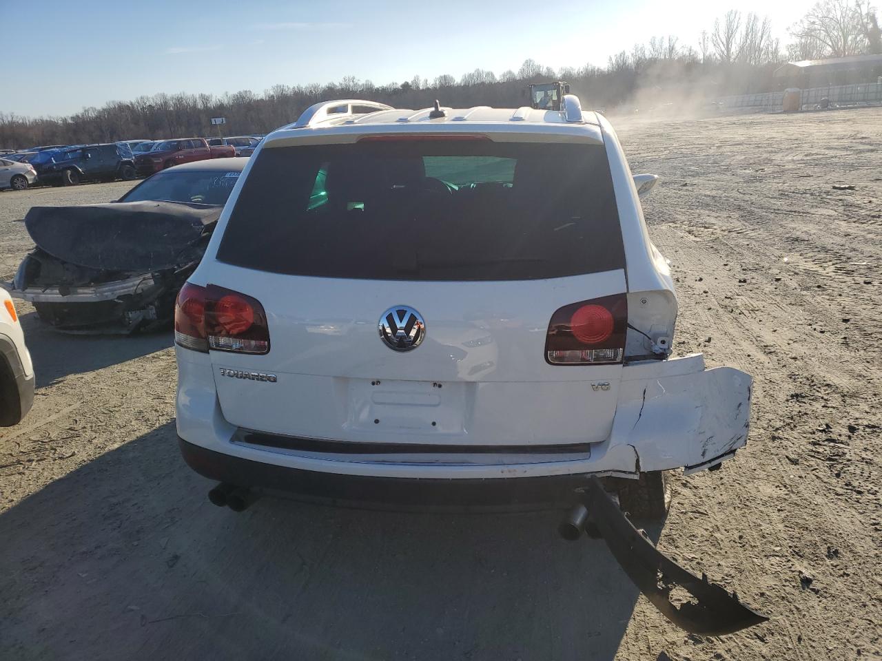 2009 Volkswagen Touareg - Image 6
