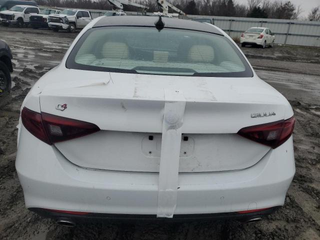 ALFA ROMEO GIULIA 2017 Білий