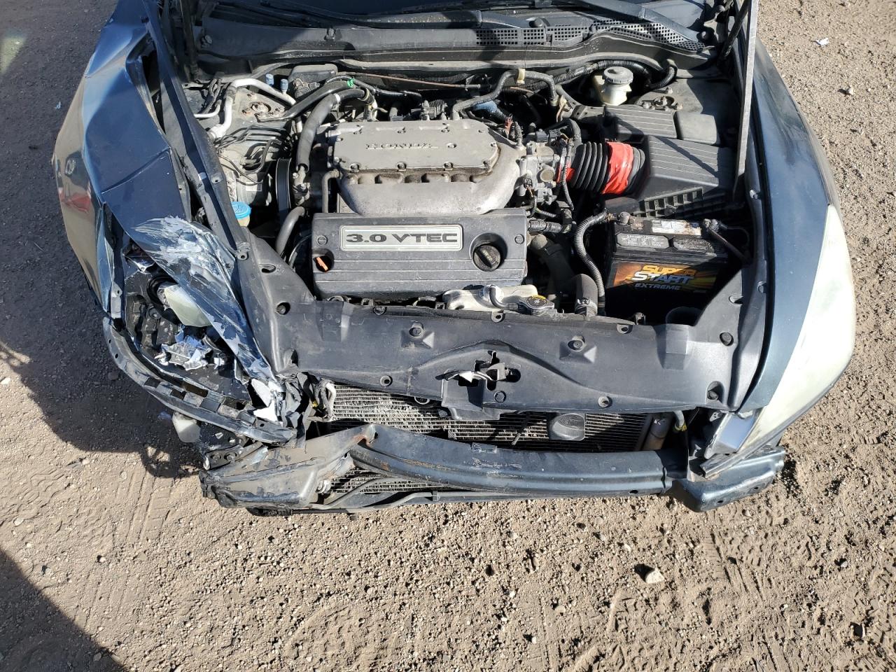 2004 Honda Accord - Image 13