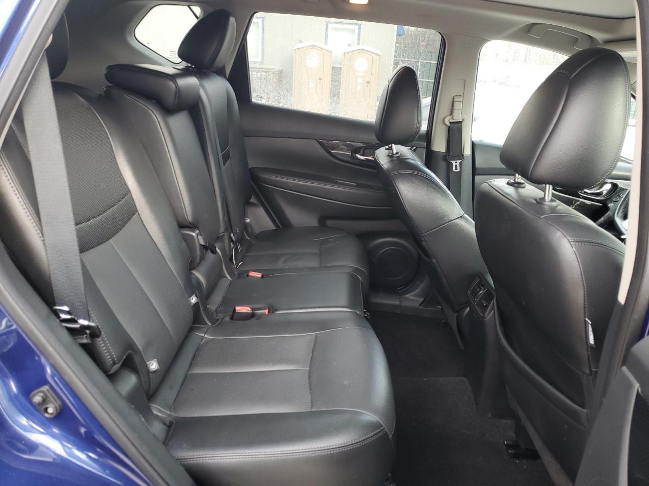 2017 Nissan Rogue - Image 11