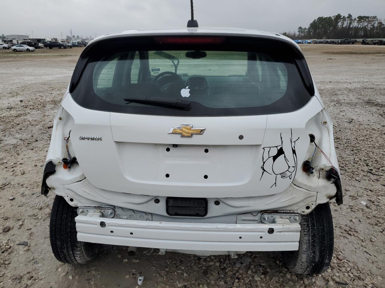 2017 Chevrolet Spark - Image 6