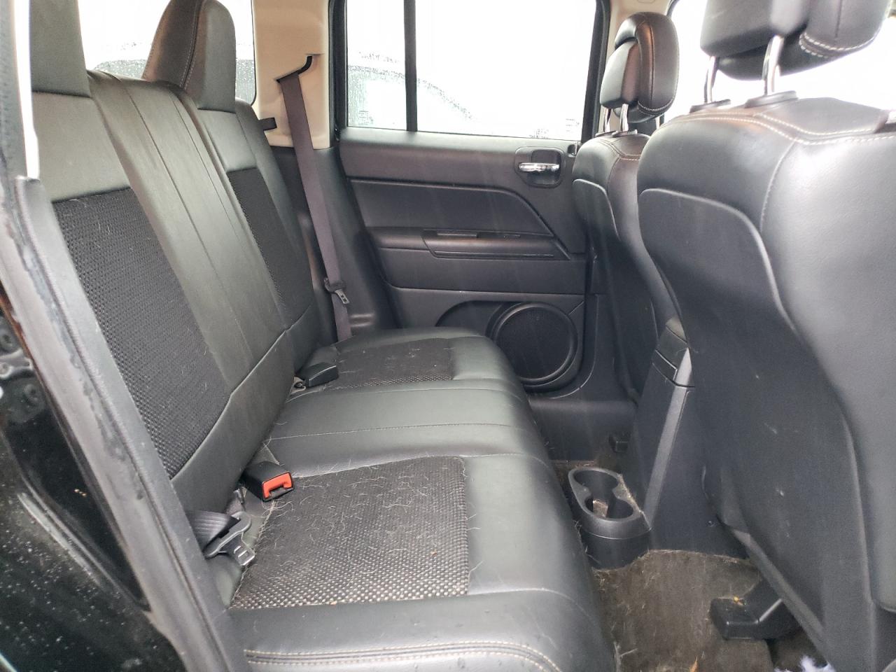 2016 Jeep Liberty (Patriot) - Image 11
