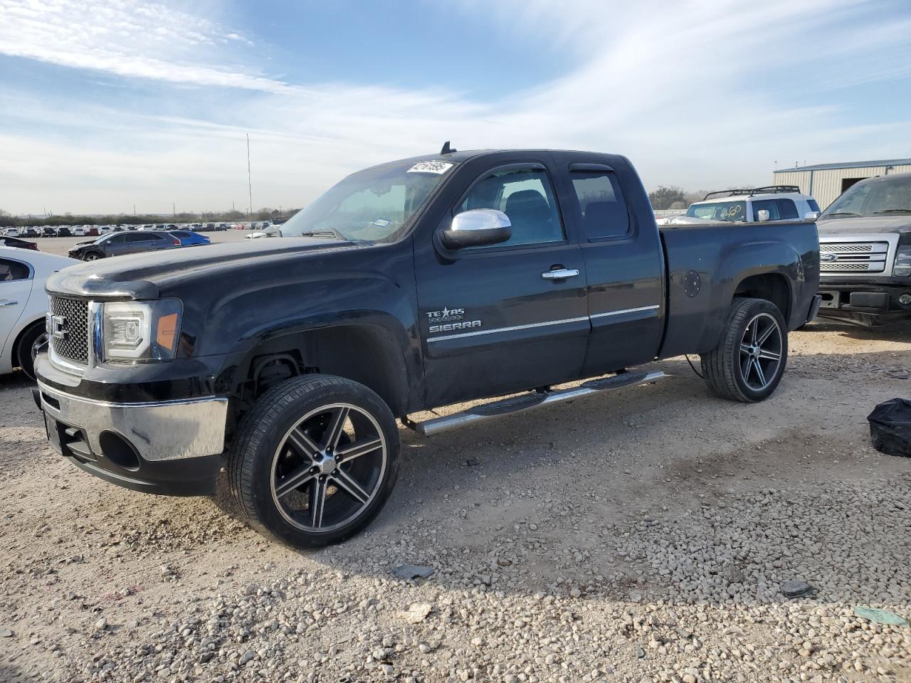 2013 GMC Sierra - Image 1