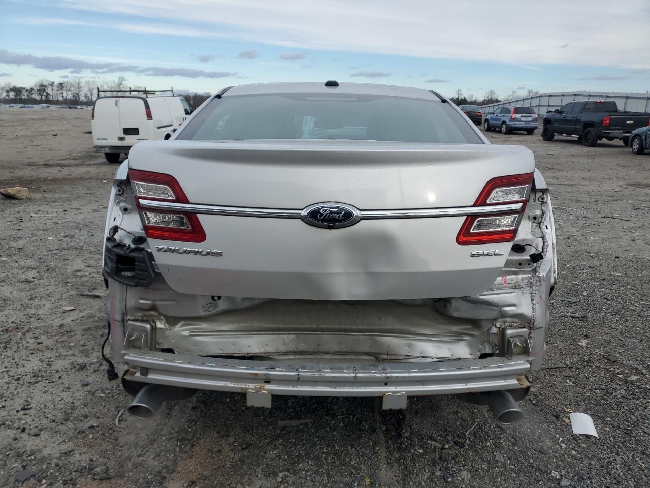 VIN 1FAHP2E87GG131183 2016 FORD TAURUS no.6