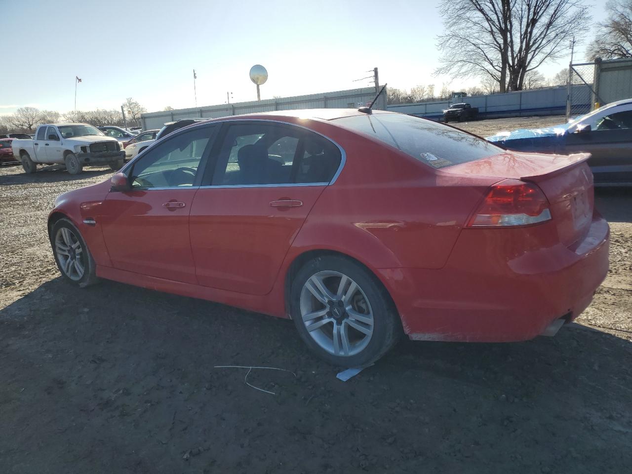 2009 Pontiac G8 - Image 2