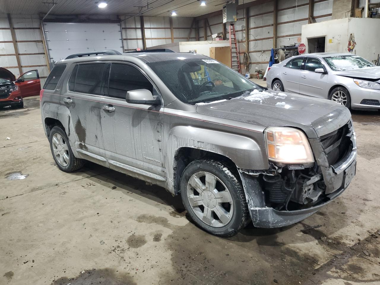 2010 GMC Terrain - Image 4