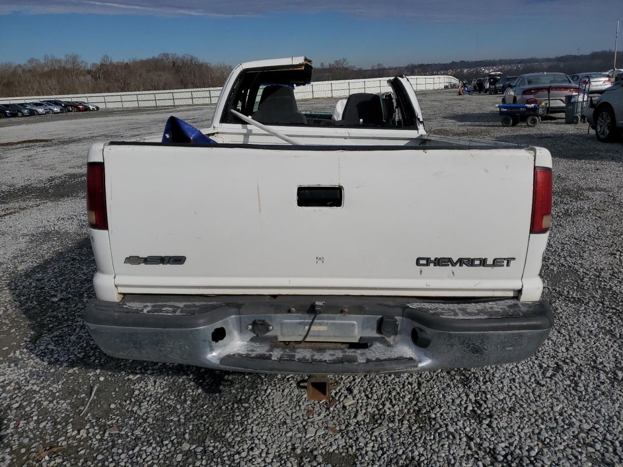 2000 Chevrolet S-10 Pickup - Image 6