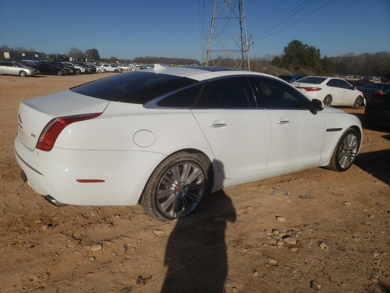2014 Jaguar XJ - Image 3