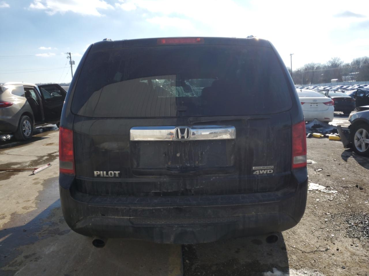 2014 Honda Pilot - Image 6