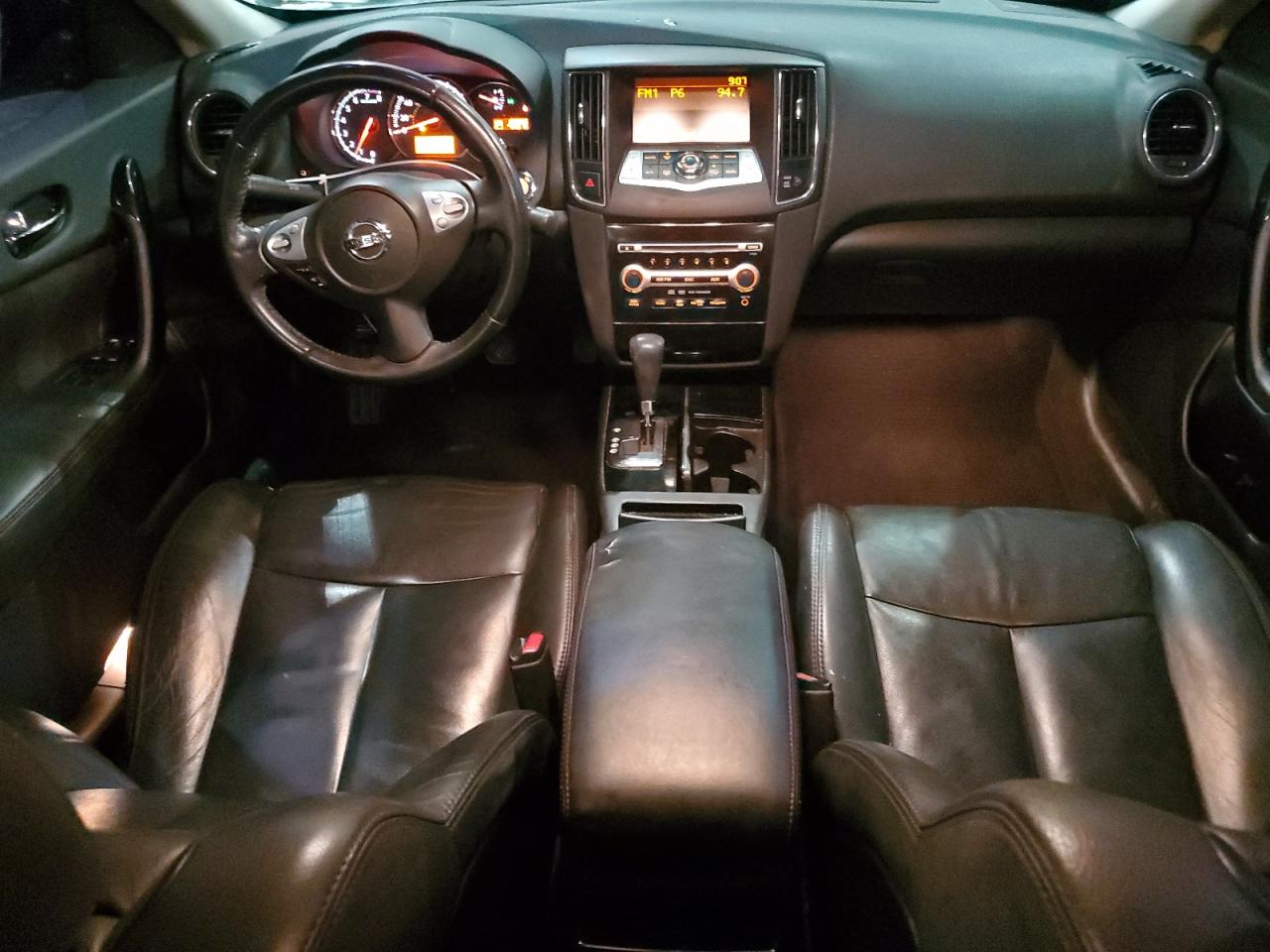 2010 Nissan Maxima - Image 8