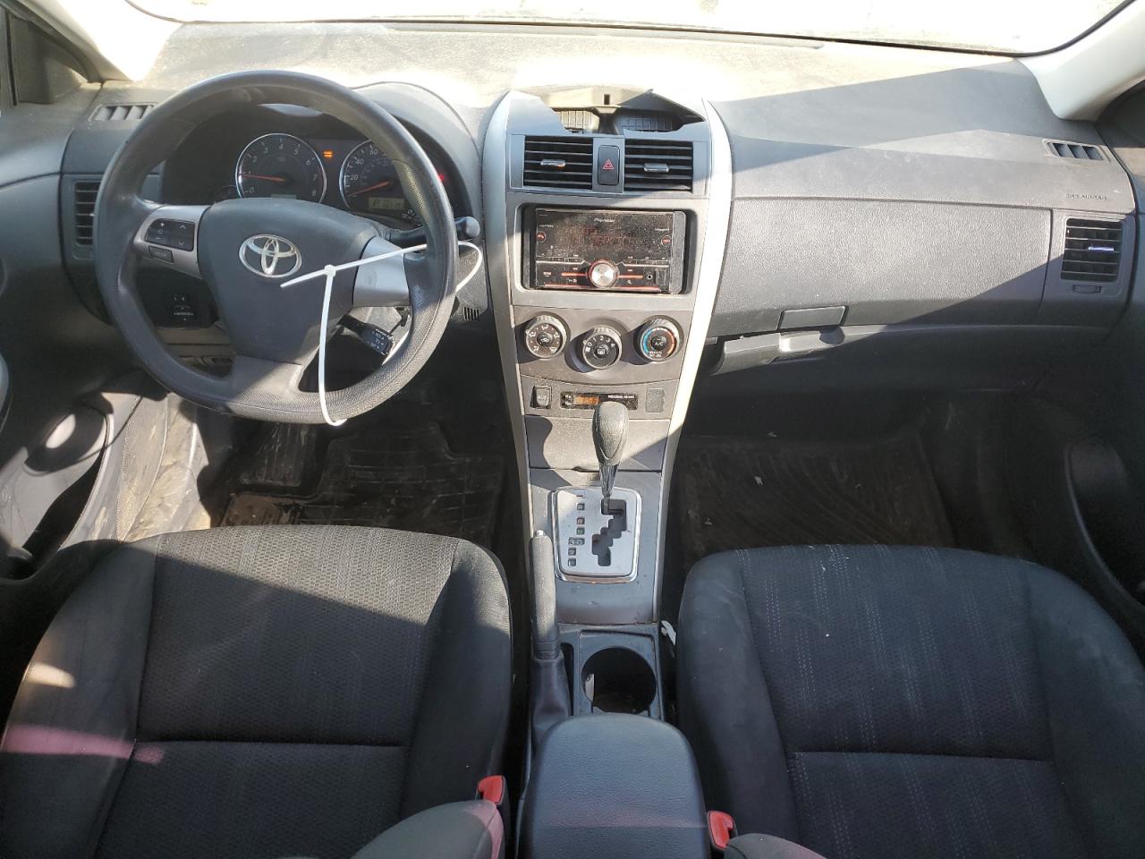 2011 Toyota Corolla - Image 8