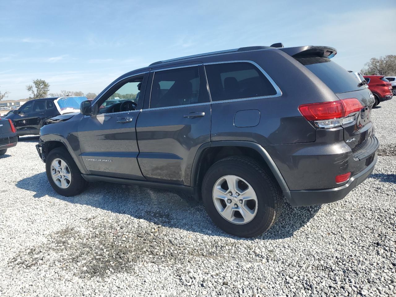 2016 Jeep Grand Cherokee - Image 2