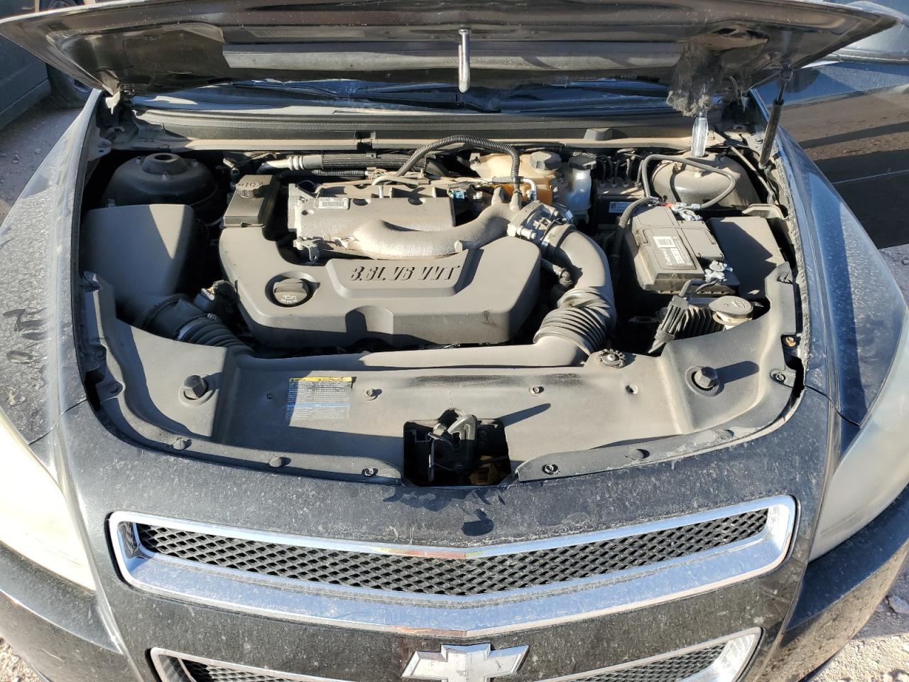 2010 Chevrolet Malibu - Image 11