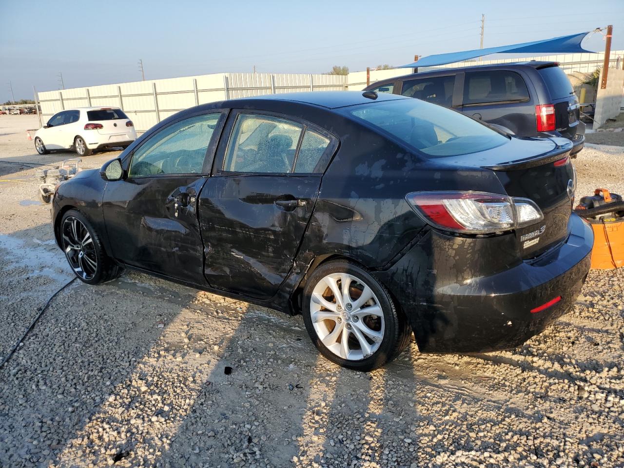 2010 Mazda 3 - Image 2