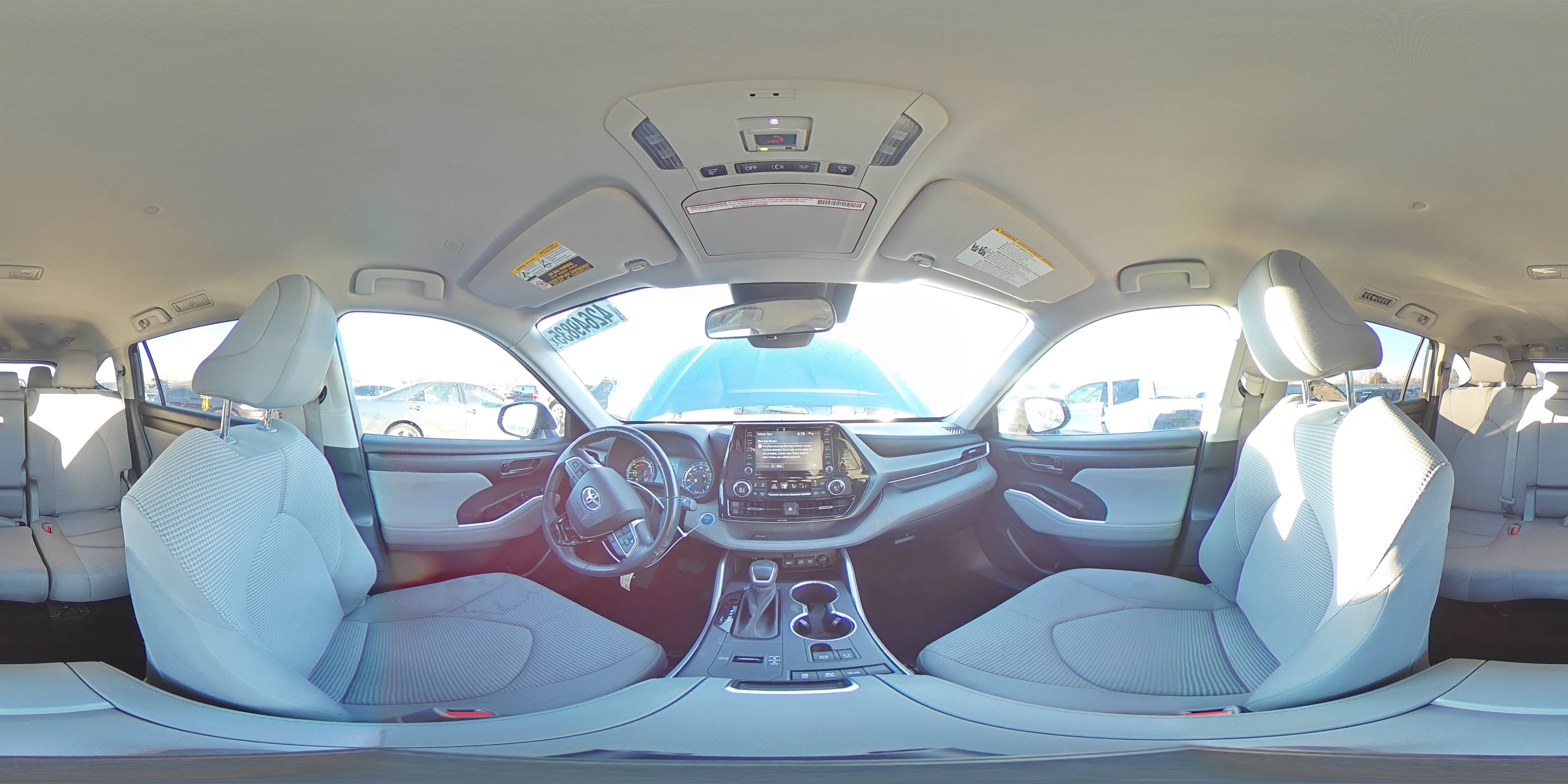 2021 Toyota Highlander - Image 16