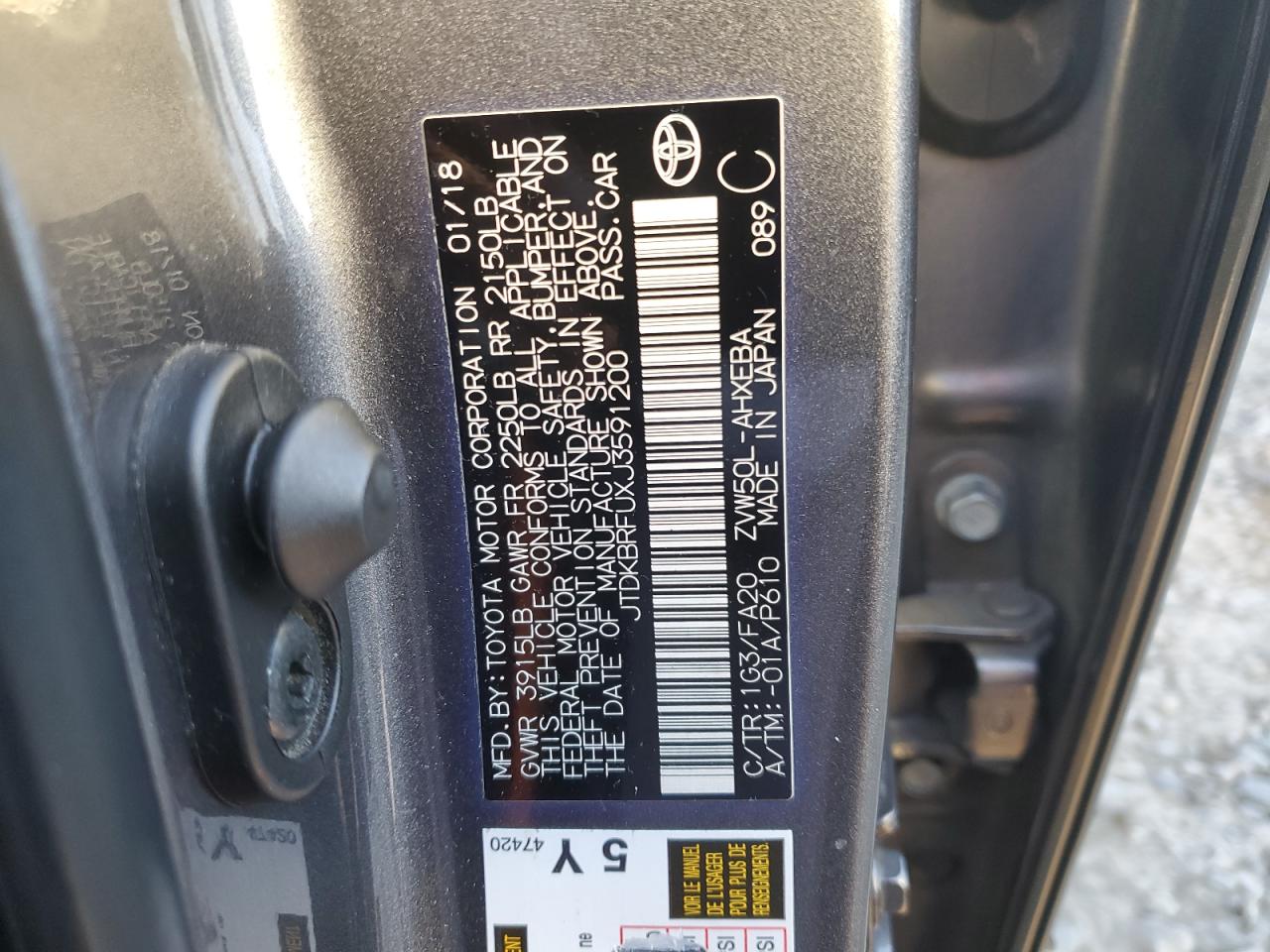 VIN JTDKBRFUXJ3591200 2018 TOYOTA PRIUS no.12