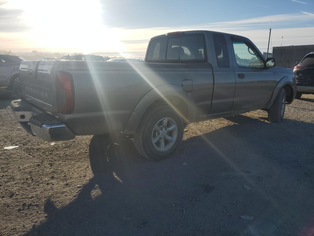 2004 Nissan Navara (Frontier) - Image 3
